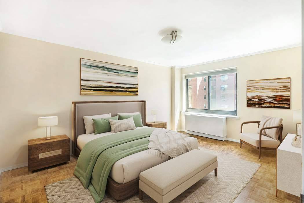 This beautiful South East Corner two bedroom, two bathroom Condo, only a block away from Central Park with an in unit washer and dryer, is something you don t want ...