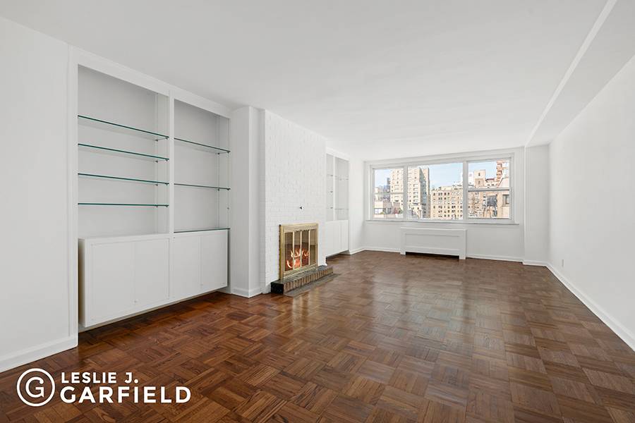 Welcome to 8 East 83rd Street 14B, a 3 bedroom, 3 bathroom co op nestled in the heart of Manhattan's prestigious Upper East Side, just steps away from the iconic ...