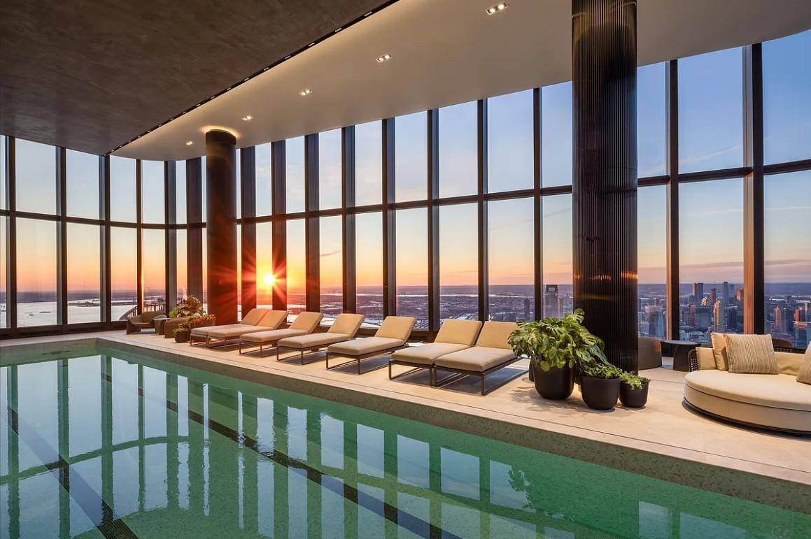 Immediate Occupancy Welcome to 26A at The Greenwich by Rafael Vinoly, a one bedroom residence with northern and eastern exposures.