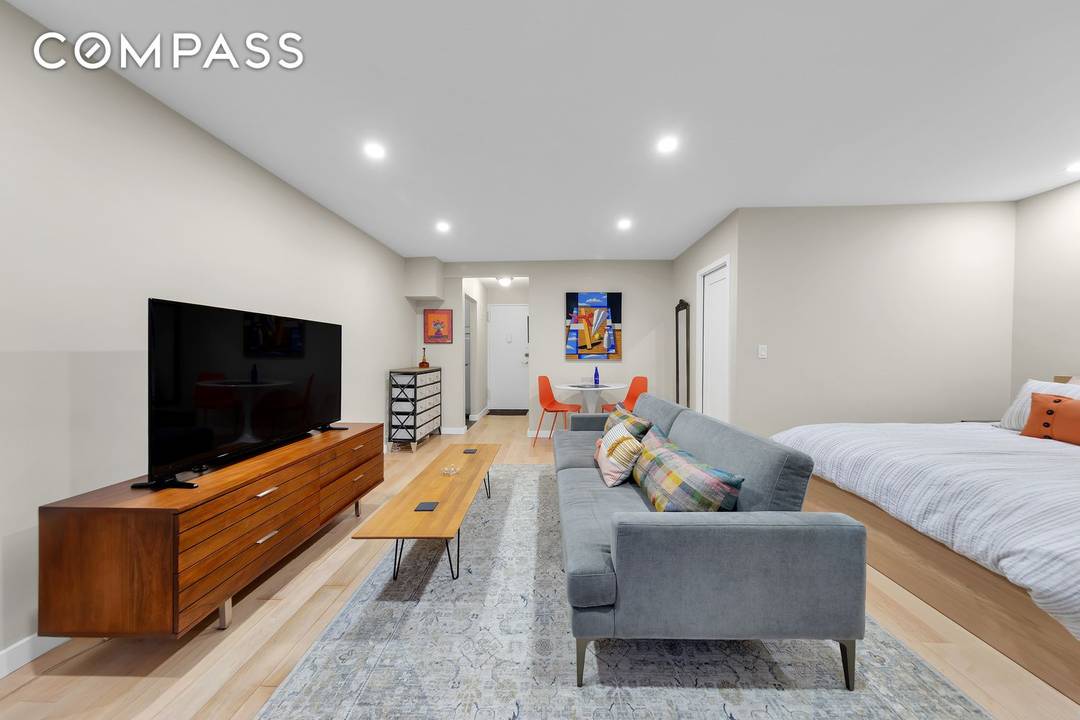 Second floor alcove studio, fully renovated and custom designed in the heart of downtown.