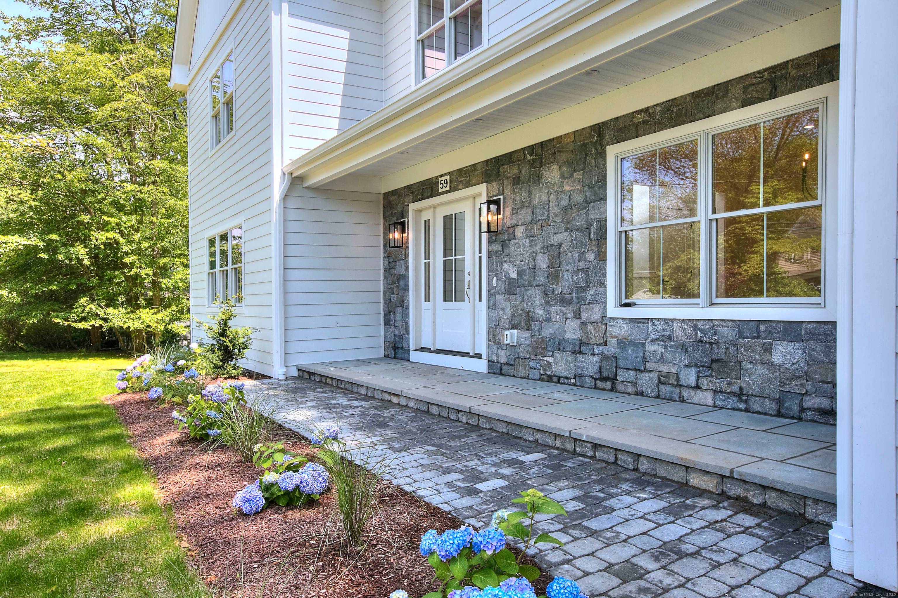 Located on one of the most coveted cul de sacs in Fairfield's University area, this Newly Built Colonial offers a perfect blend of classic charm modern luxury.