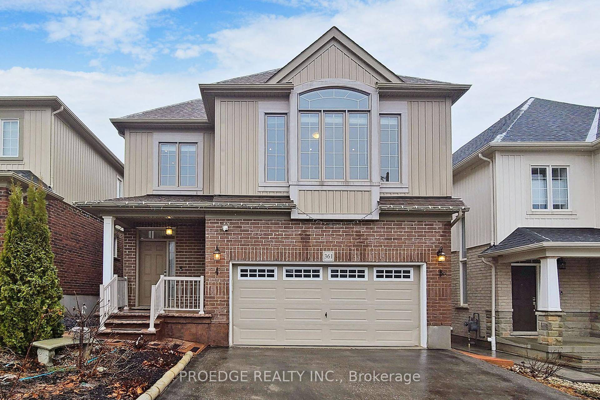Stunning Home for Sale in Vista Hills, Waterloo !