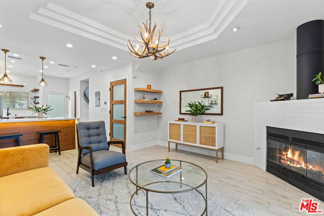2500   Abbot Kinney Blvd 2BR Marina Del Rey La