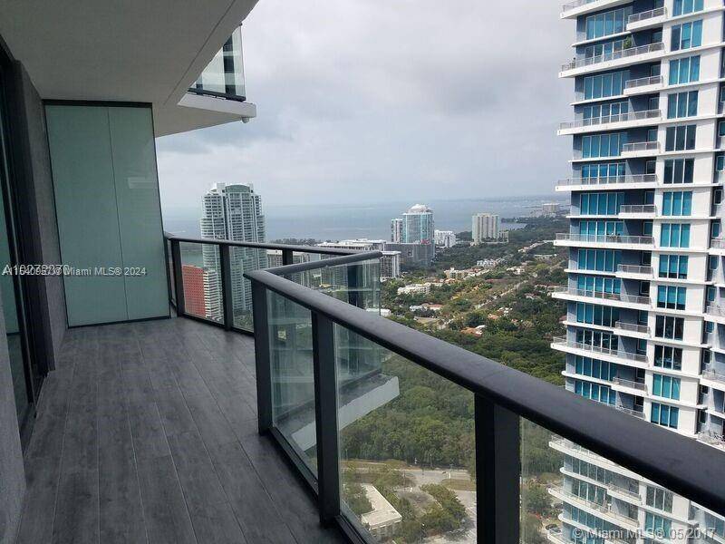 GORGEOUS RESIDENCE IN SLS BRICKELL FEATURING 1 BED PLUS DEN, 1.