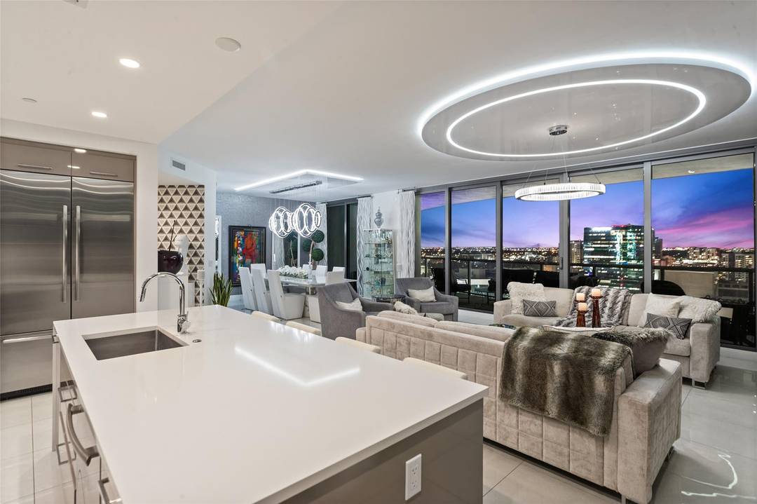 Now Offered at a Newly Reduced Price Exceptional Value in the Heart of Las Olas.