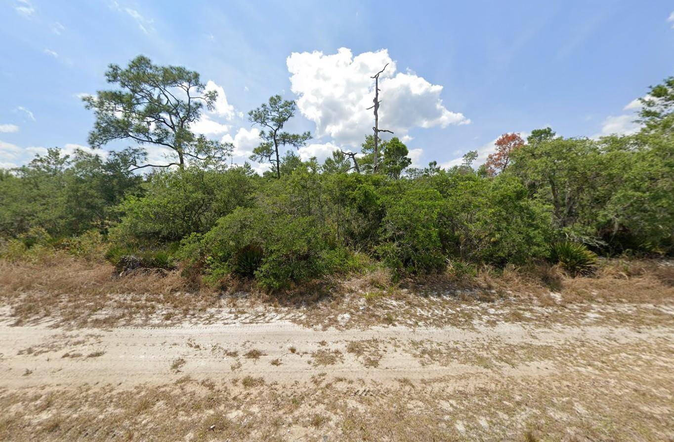 Prime opportunity in Leisure Lakes !