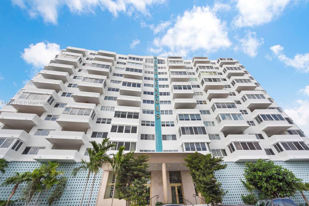 Calling all Boaters... Boat slip up to 40 included for the first year with purchase of the condo.