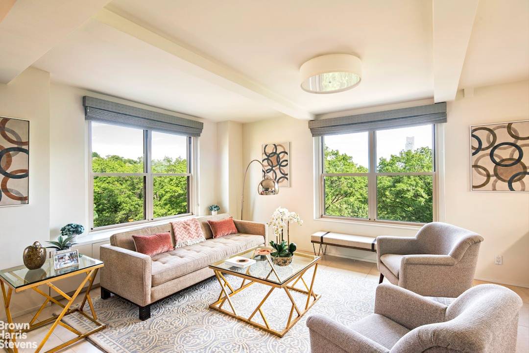 Direct Central Park VIEWS through 14 large windows in this approximately 2400 square foot, 4 bedroom, 3 bathroom duplex.