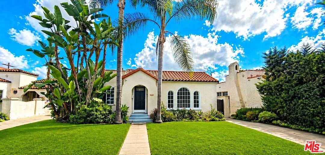 132  S LA PEER DR 4BR Beverly Grove La