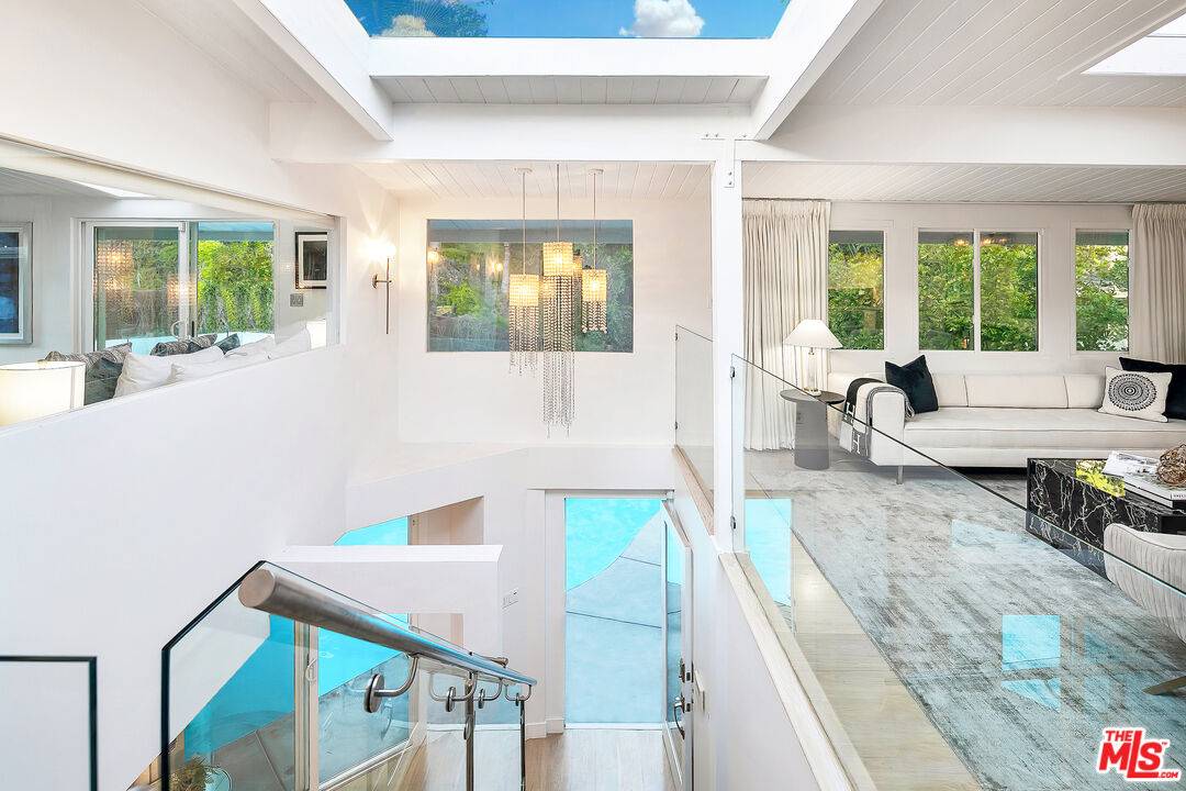 1415   Braeridge Dr 3BR Beverly Hills Post Office | B.H.P.O. La