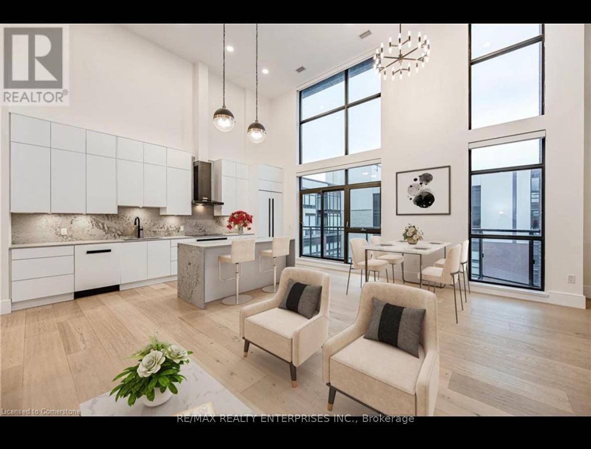 Welcome to the Royal Connaught Residences, an iconic landmark that offers a lifestyle of luxury !
