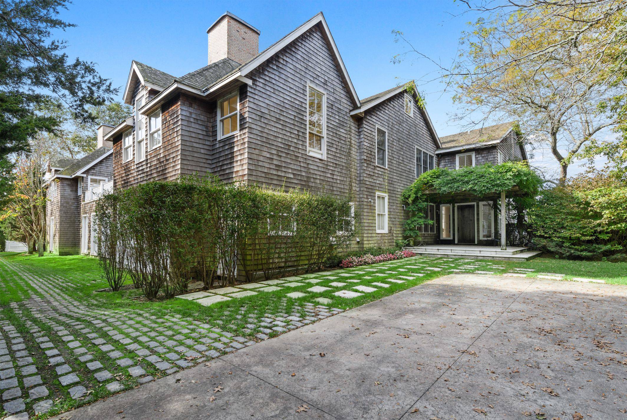 Water Mill South of the Highway, Close to Ocean Beaches!