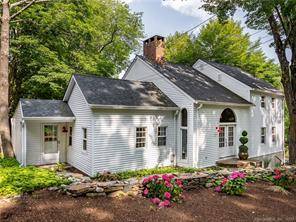 FANTASTIC PRICE ON THIS 3BD, 3 BA GUT RENOVATED, TURNKEY HOME IN AN EXCELLENT LOCATION BOARDERING WASHINGTON !