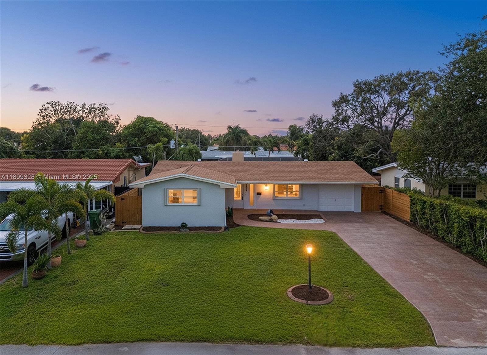 NEW Move In Ready amp ; Family Friendly in West Pembroke Pines !