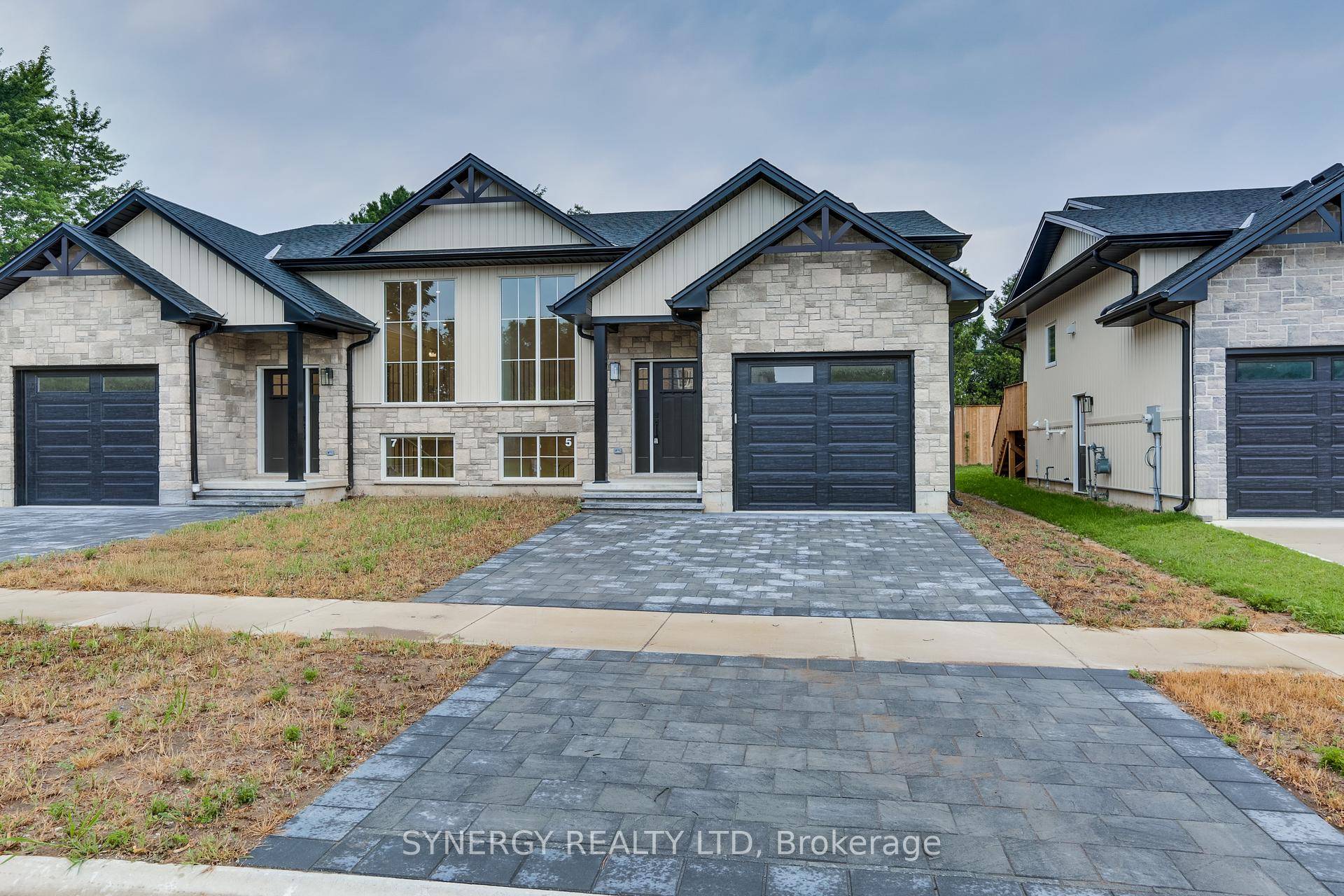 Discover the perfect blend of comfort and modern living in this brand new semi detached raised ranch home featuring 2 bedrooms on the main floor and 2 additional bedrooms in ...