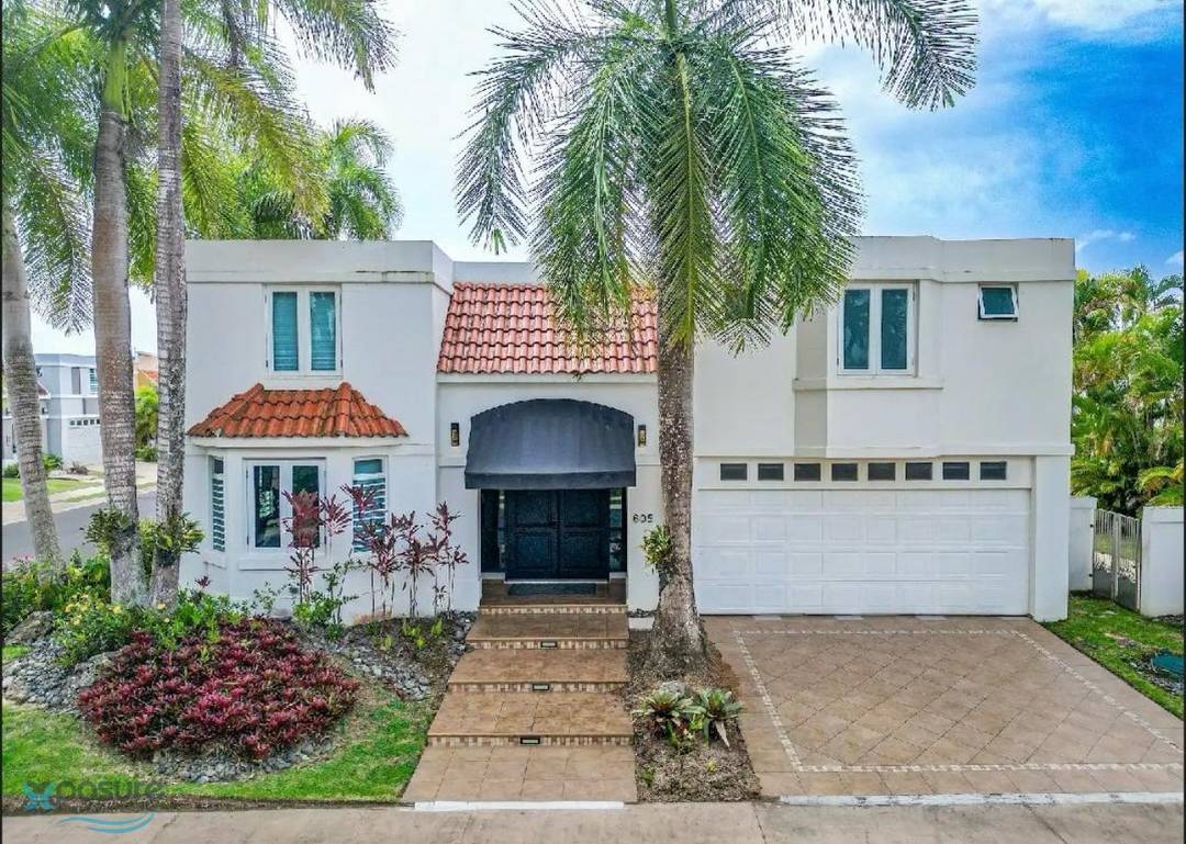 CALLE MAR INDICO House Dorado