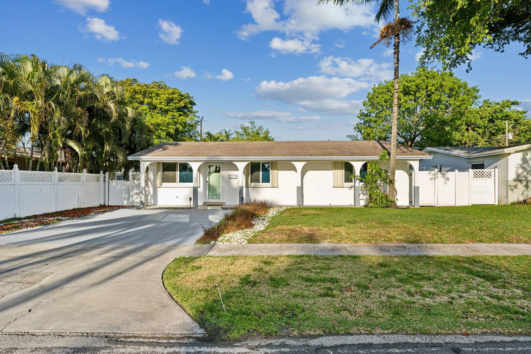 Rare 5bed 3bath home with a die for backyard and pool that offers a unique blend of comfort, convenience, and income potential.