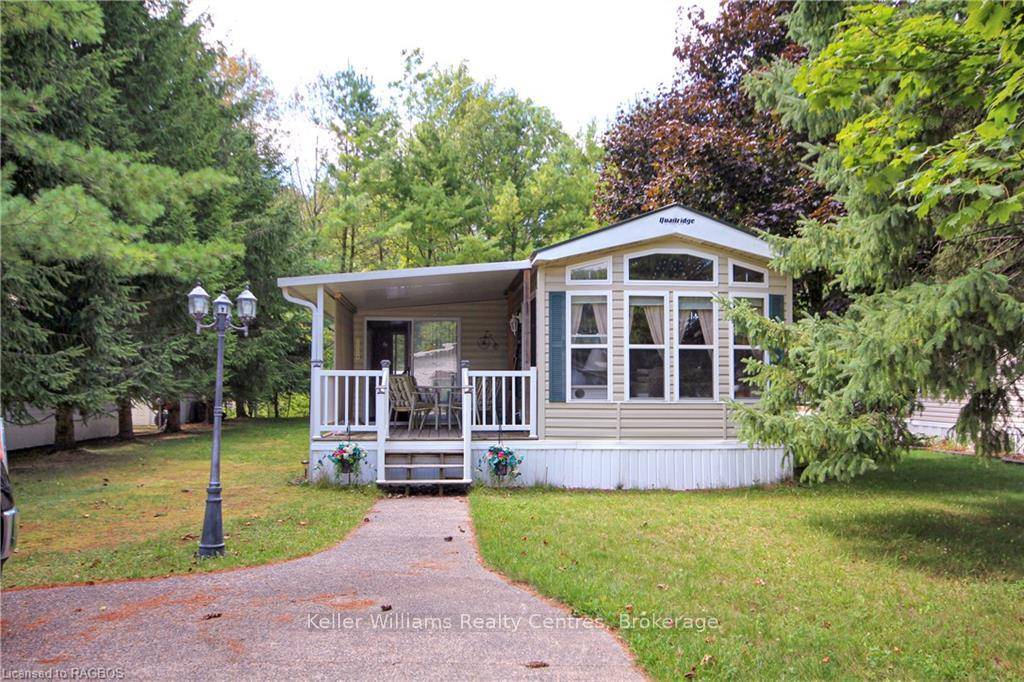 Own this fully furnished one bedroom, one bathroom lakeside Forest River Qualridge at Fishermans Cove, move in ready for you to enjoy.