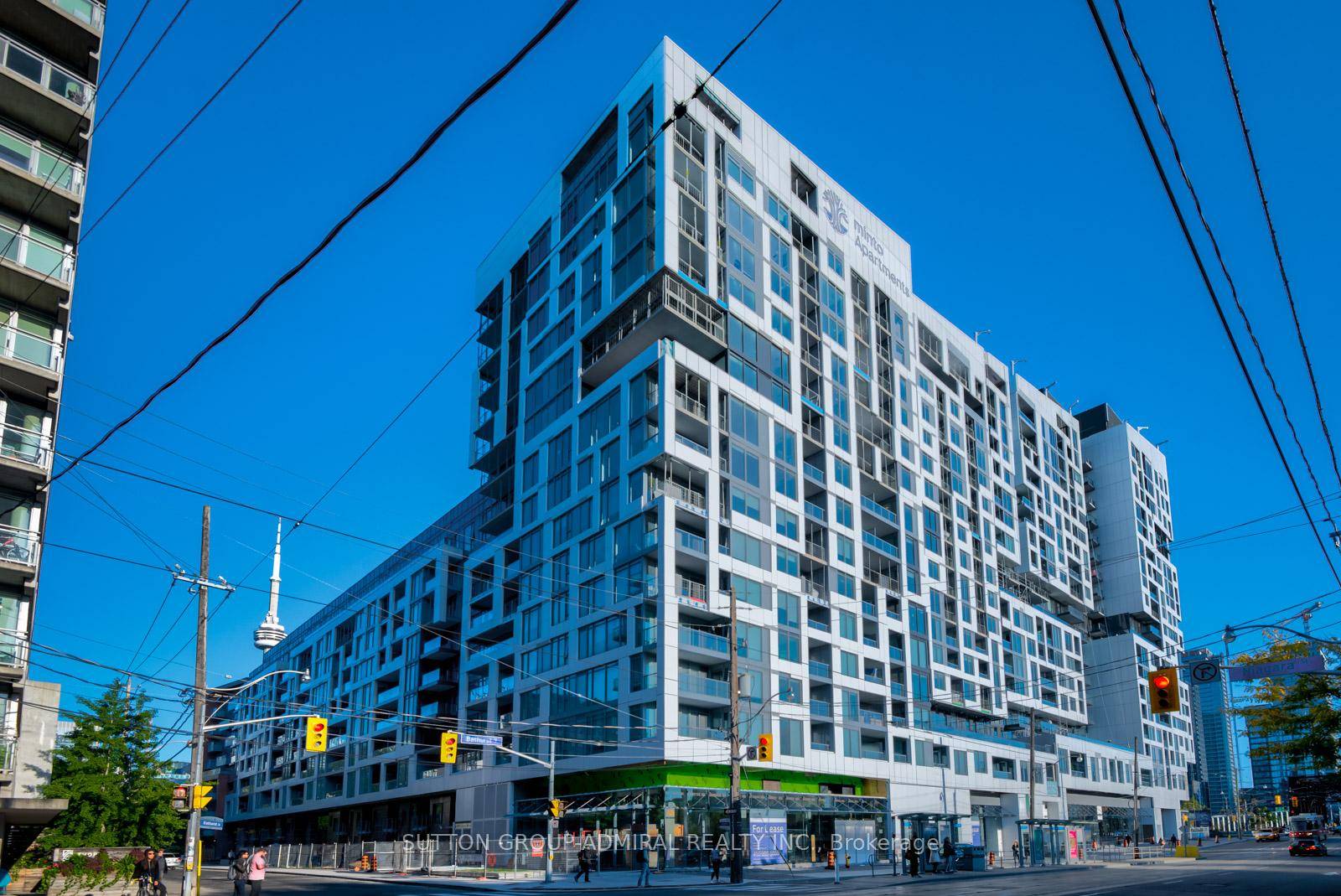 Beautiful Minto Bside Westside Condo.