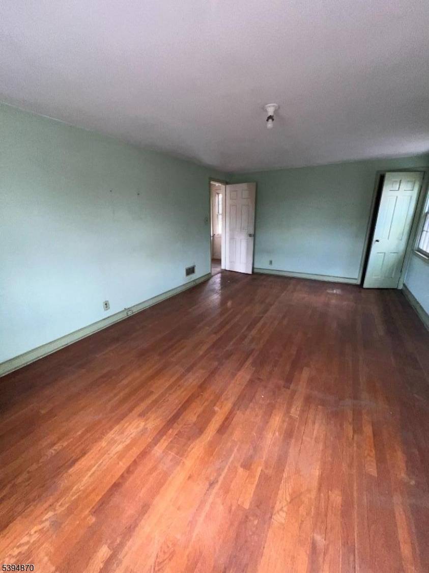 REO.. Amazing location ! Make this home your dream home, customize it for your needs.