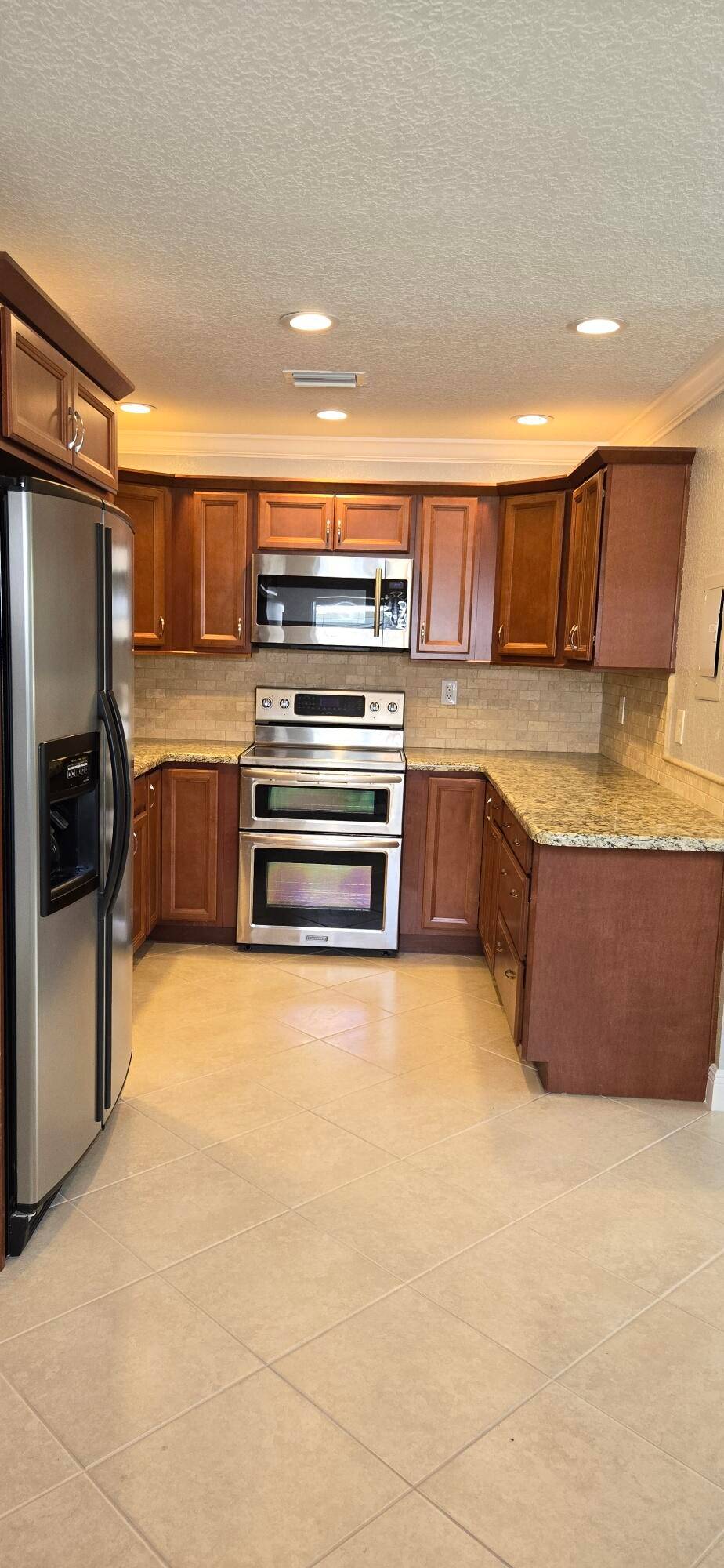 Beautifully updated 1 bedroom, 1 full bath, 2nd floor condo in desirable Kings Point.