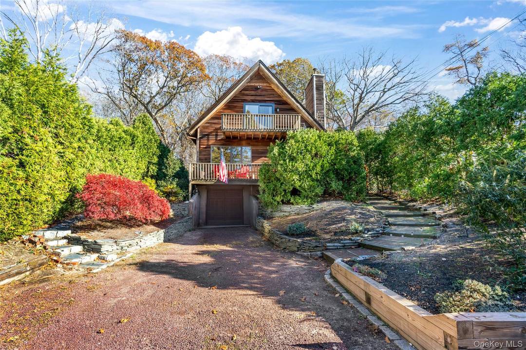 Outstanding A frame with amazing wooded preserve views, in the Heart of Reeve's Park.