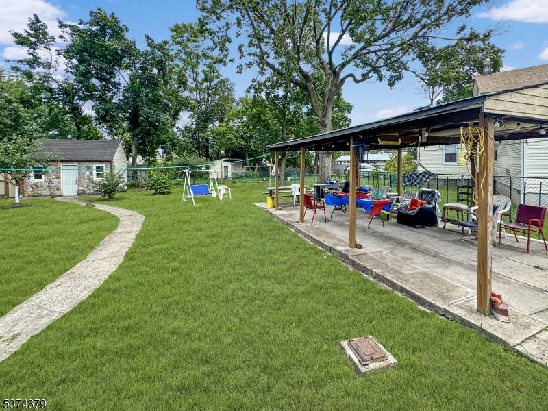 Exceptional investment opportunity this legal 4 family home will be delivered completely vacant, offering immediate flexibility for investors or owner occupants.