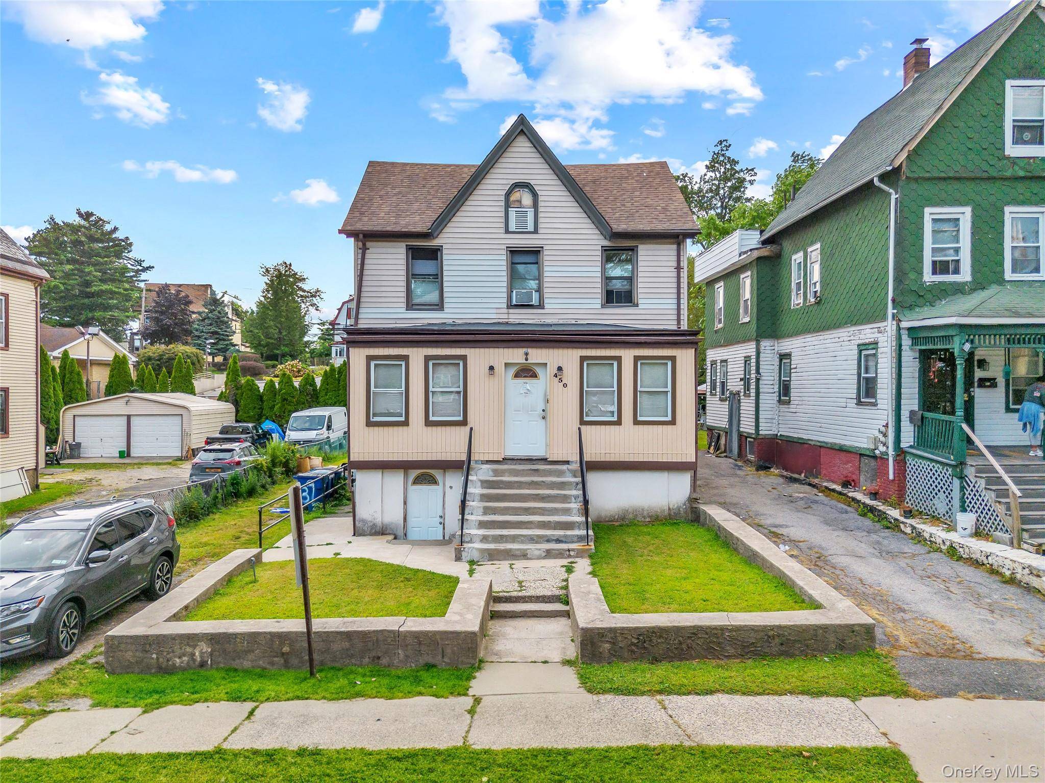 Unique Multi Home Investment Opportunity in Mount Vernon !