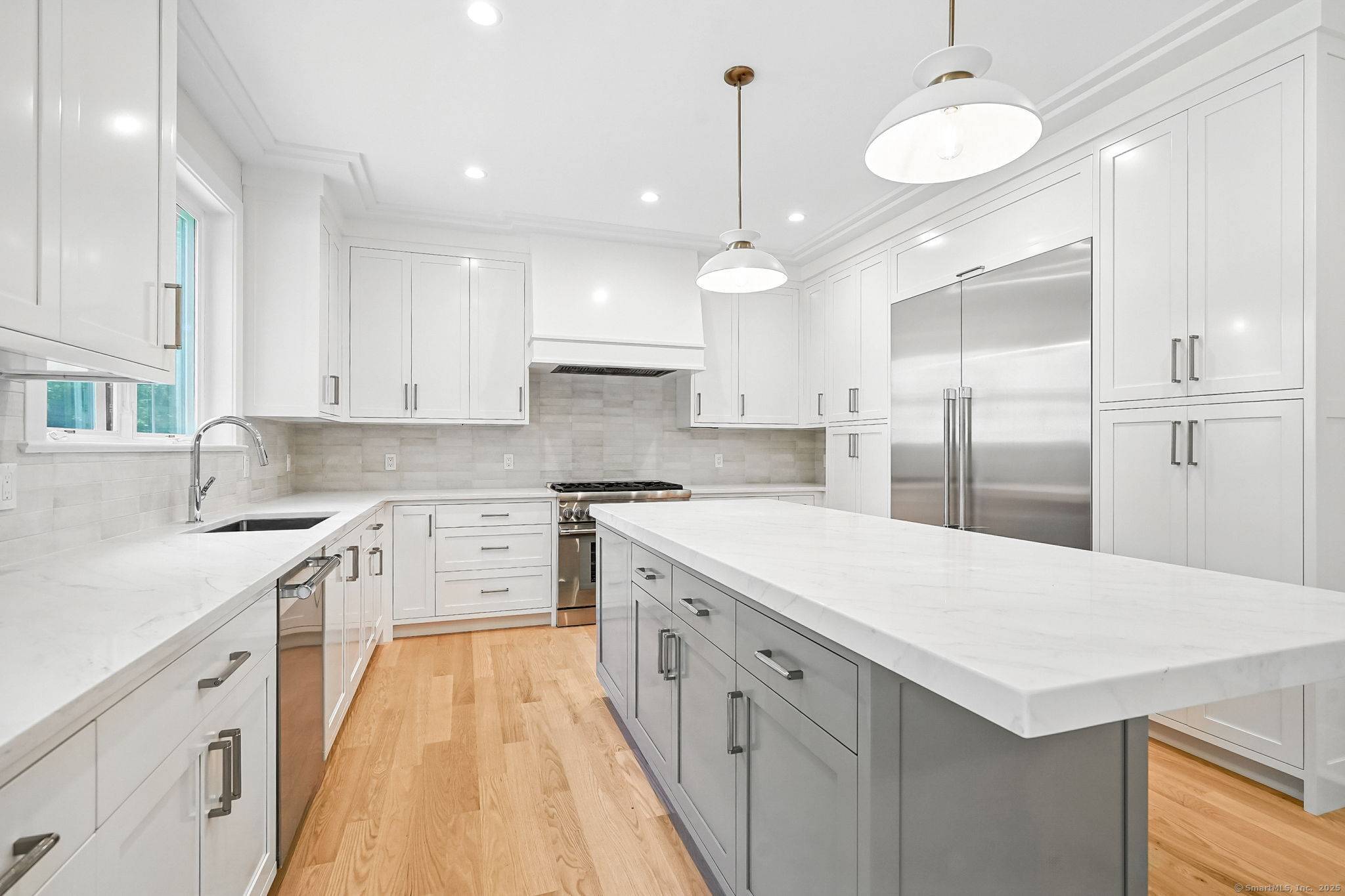 Stunning brand new construction just minutes from downtown !