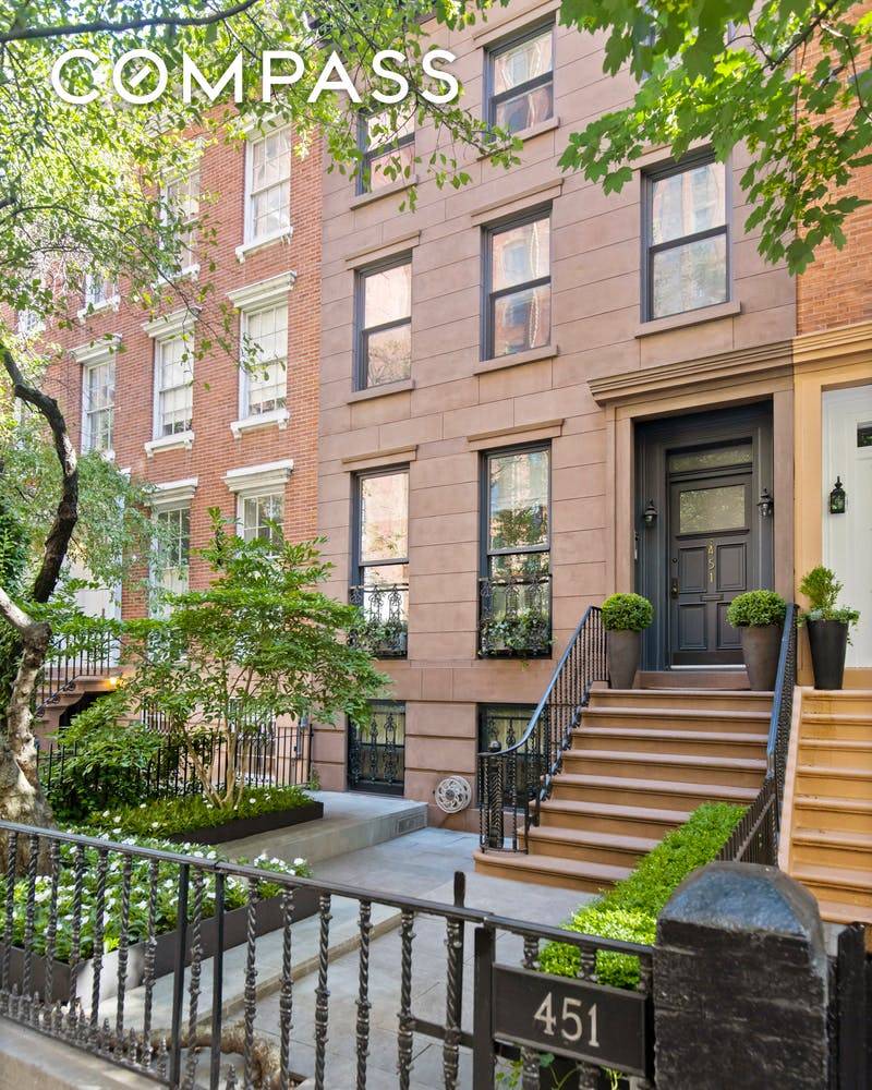 This beautifully renovated, 21 foot wide, 5, 000 square foot home features glorious gardens designed by the renowned landscape architects at Harrison Green and elegant interior architecture from famed Dutch ...