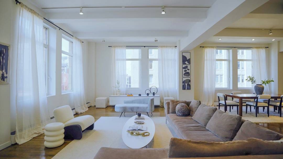 4, 200 SF 4 Bedroom Chelsea Condo Duplex Loft with Doorman, Oversized Windows amp ; Flexible Layout Residence 11BC 10C at Chelsea Atelier is a rare 4 bedroom, 4 bathroom ...