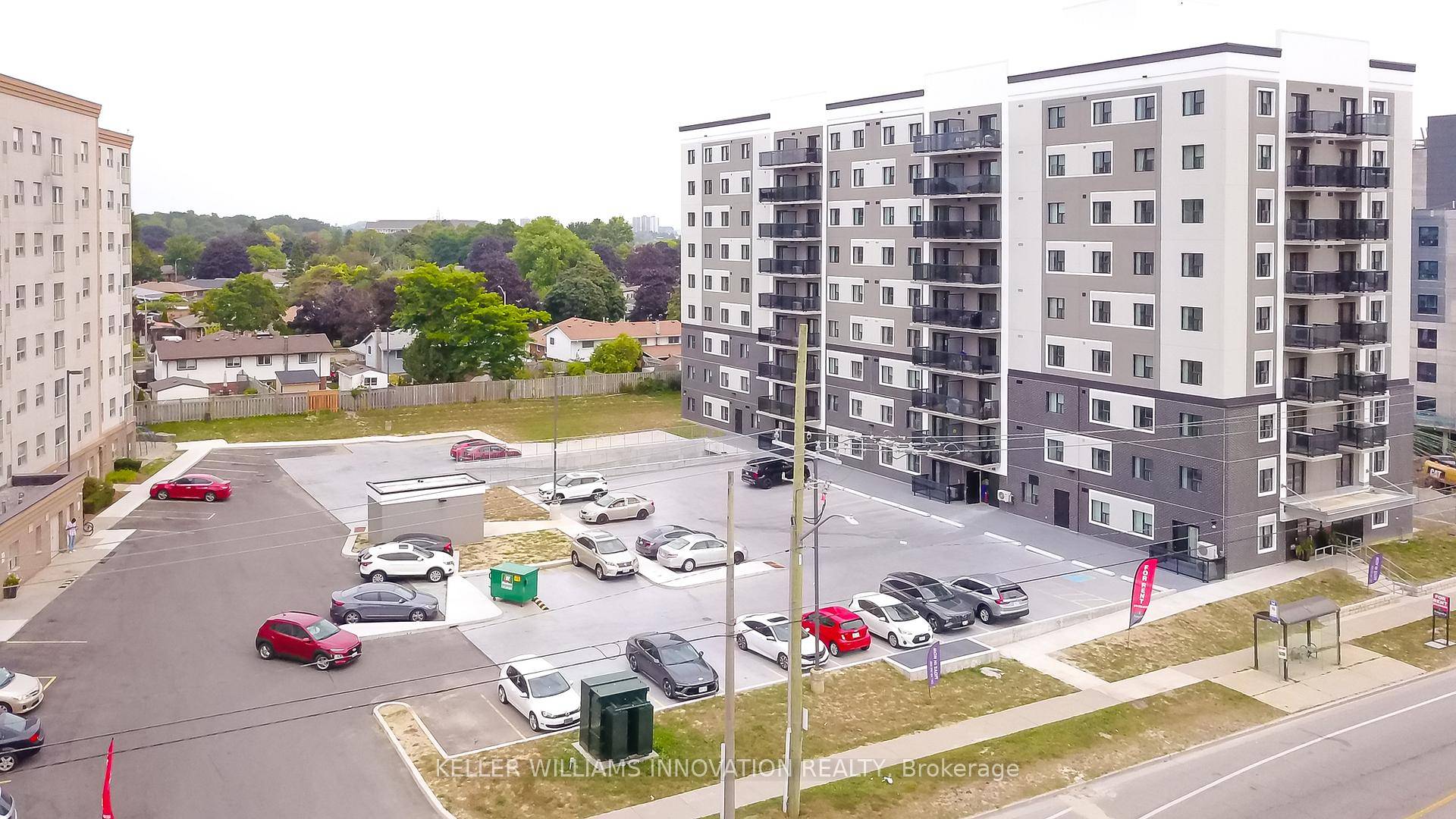 Welcome to Unit 905 at 595 Strasburg Road, a bright and modern 2 bedroom, 1 bath suite in Kitchener's desirable neighborhood.