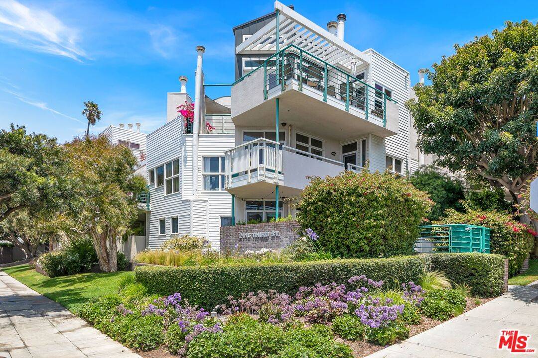 2115 3rd St 2BR Santa Monica La