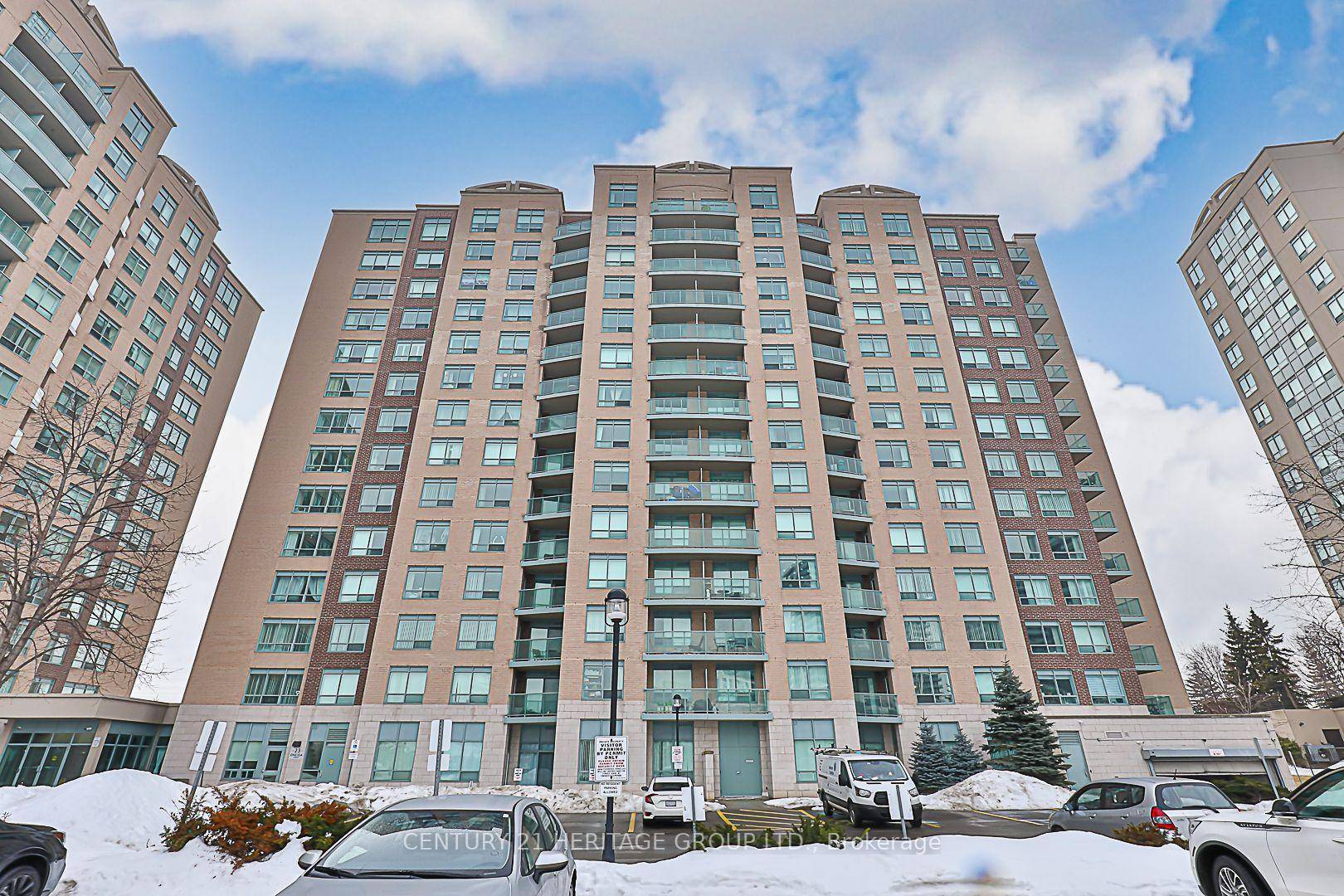 This charming property located in the heart of Richmond Hill offers the perfect blend of comfort and convenience.