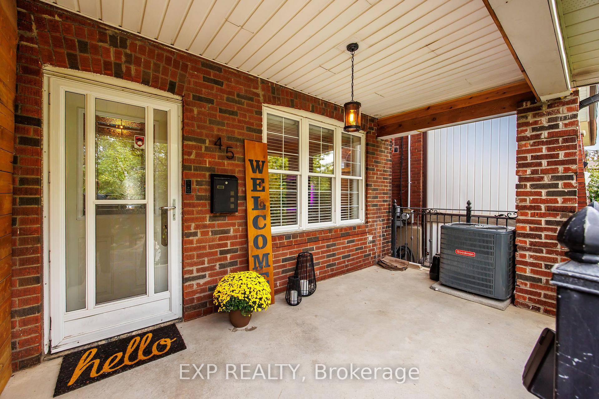 Welcome to this beautifully expanded 3 bedroom semi detached home in the heart of Corso Italia.