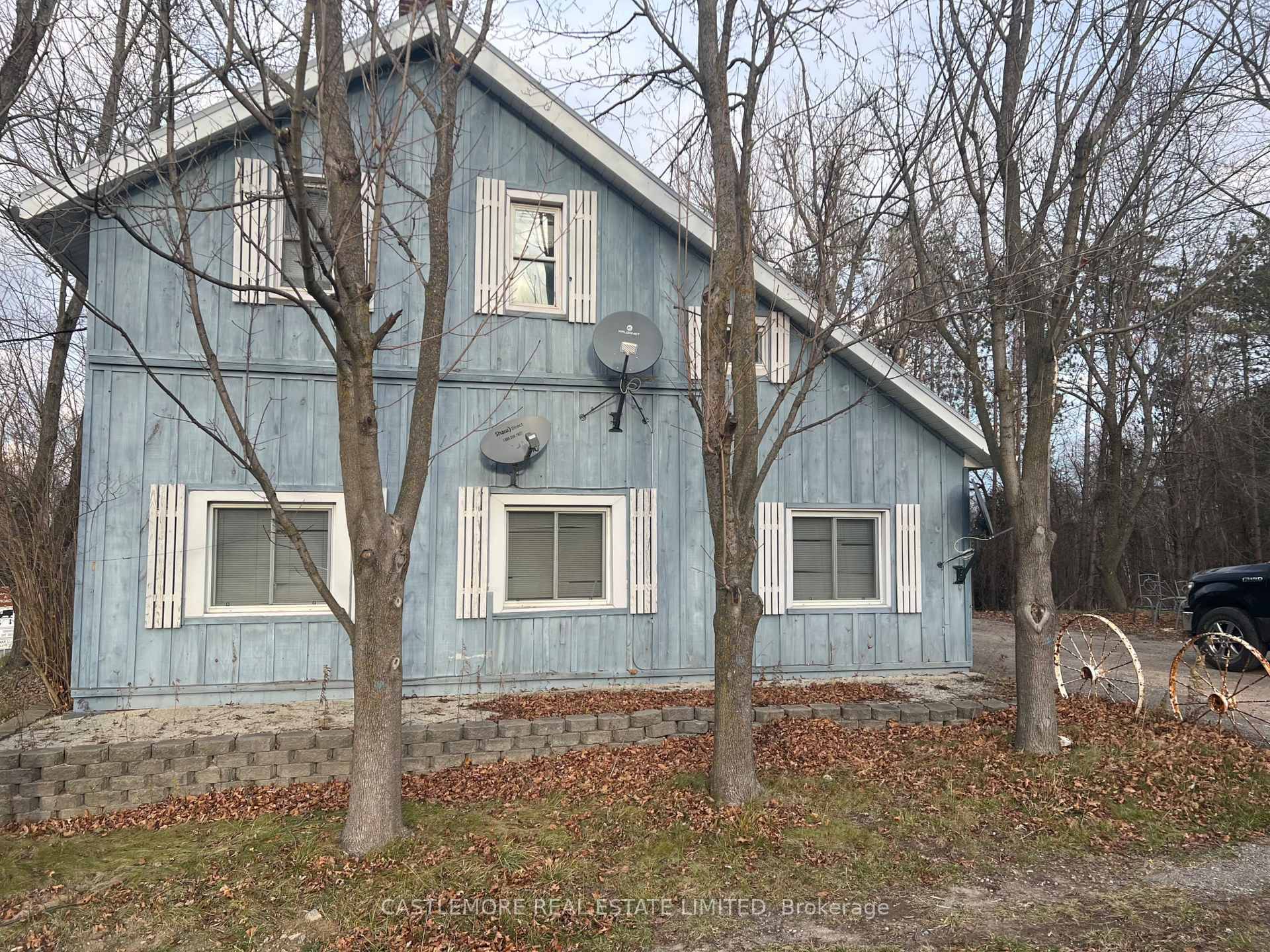 If you are looking for space and reasonable rent, this is the one !