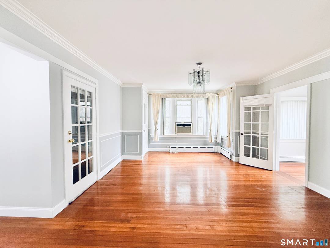 Spacious clean and well maintained 4 bedroom, 1 bath apartment in the cove neighborhood offering comfortable and convenient living in a prime location.