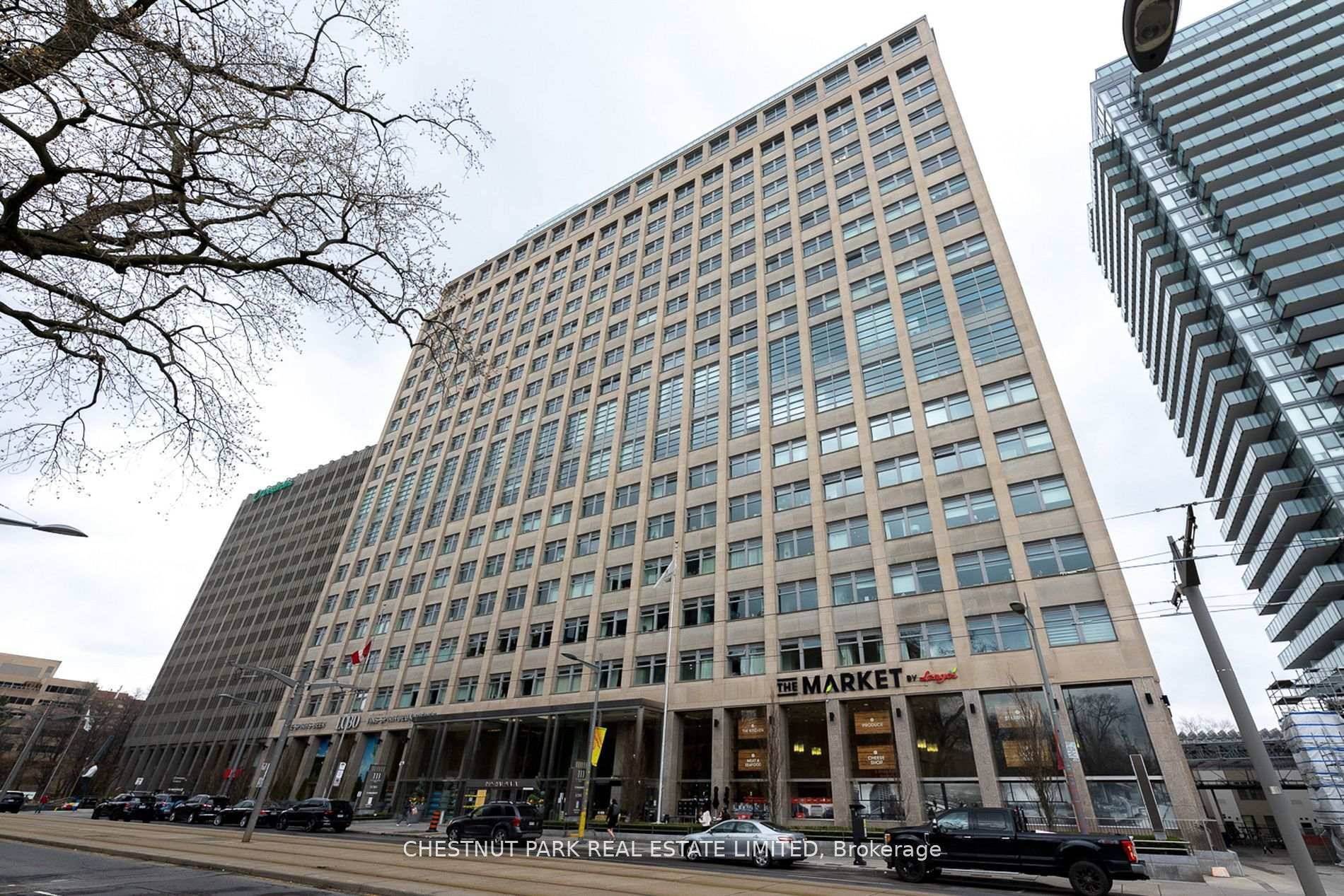 Modern 2 bedroom, 2 bathroom condo at the highly esteemed Imperial Plaza, steps from Yonge amp ; St Clair.