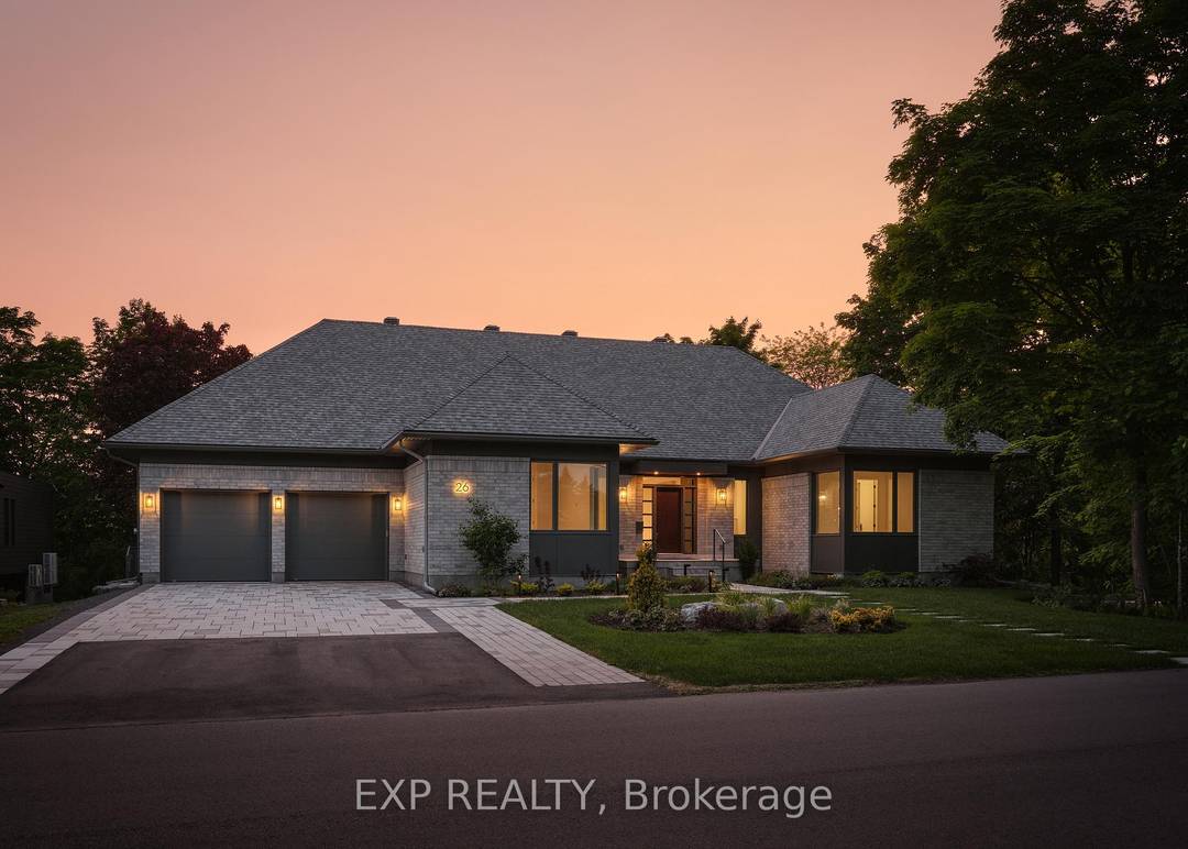 Newly built bungalow by award winning Hobin Architecture amp ; RND Construction Custom Builder of the Year on a 100 x 150 ft lot facing Quarry Park.