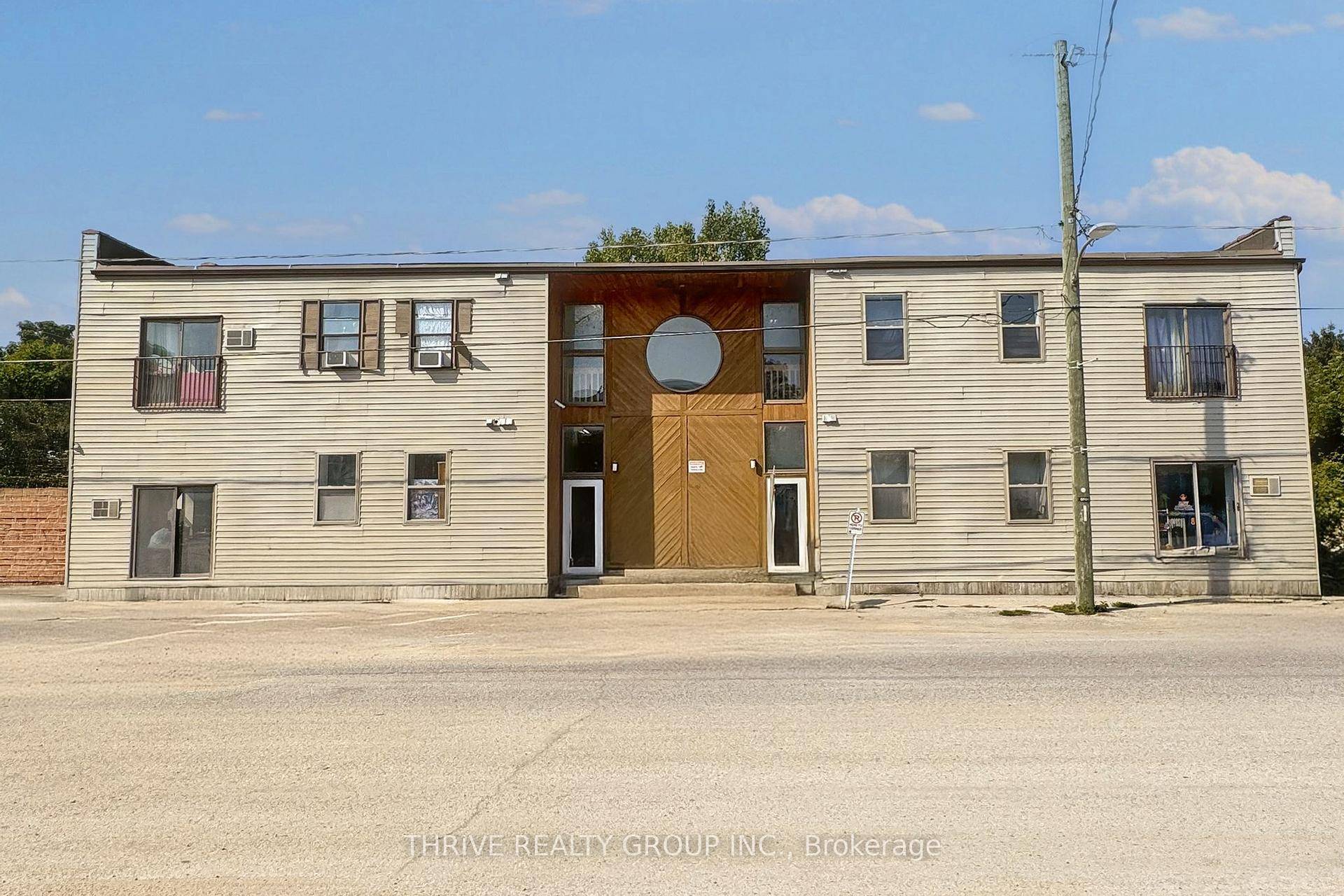 Discover this beautifully updated ALL INCLUSIVE one bedroom apartment, ideally located just a 10 minute drive from Exeter and only 15 minutes from the stunning Grand Bend beach.