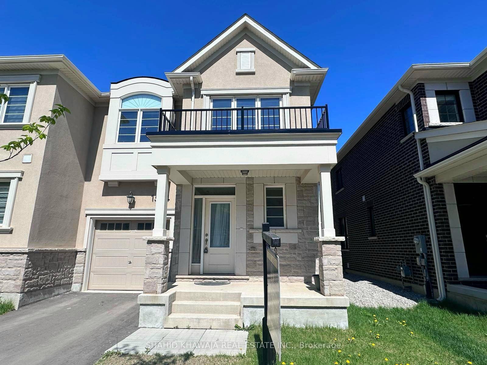 2 Storey End Unit Townhouse Feels Like Semi Detached Situated In Desirable Milton Bowes Community, This Charming Home Boasts 4 Bedrooms 3 Bath, Freehold In Mint Condition Looks Almost New ...