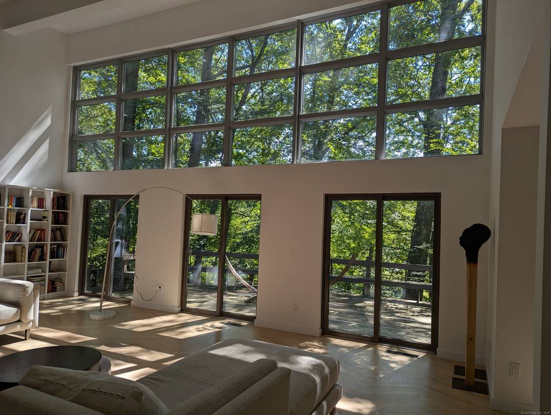 Private sanctuary in the woods, yet shops, food, and fun are all under a 10 minute drive.