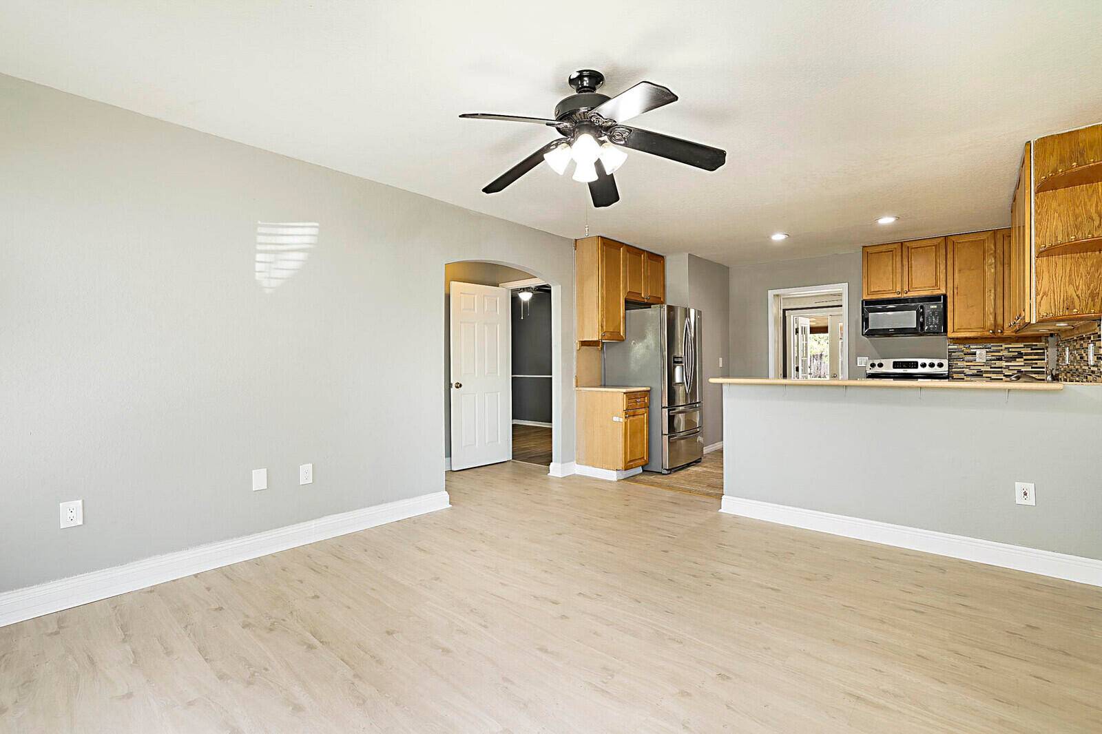 Quick Close ! NO HOA ! Incredible Value Awesome Opportunity for First Time HomeOwner, Investor, and absolutely everyone !