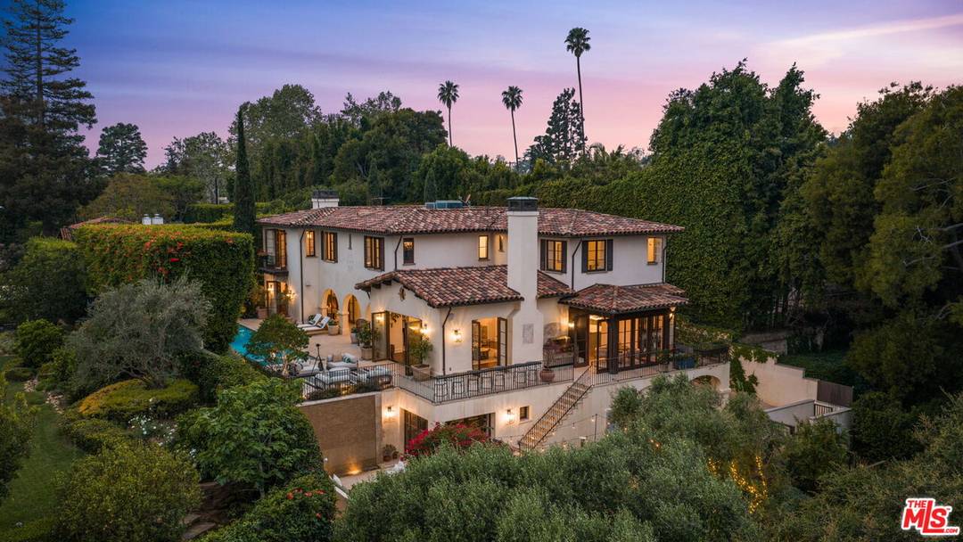 182  N Carmelina Ave 6BR Brentwood La