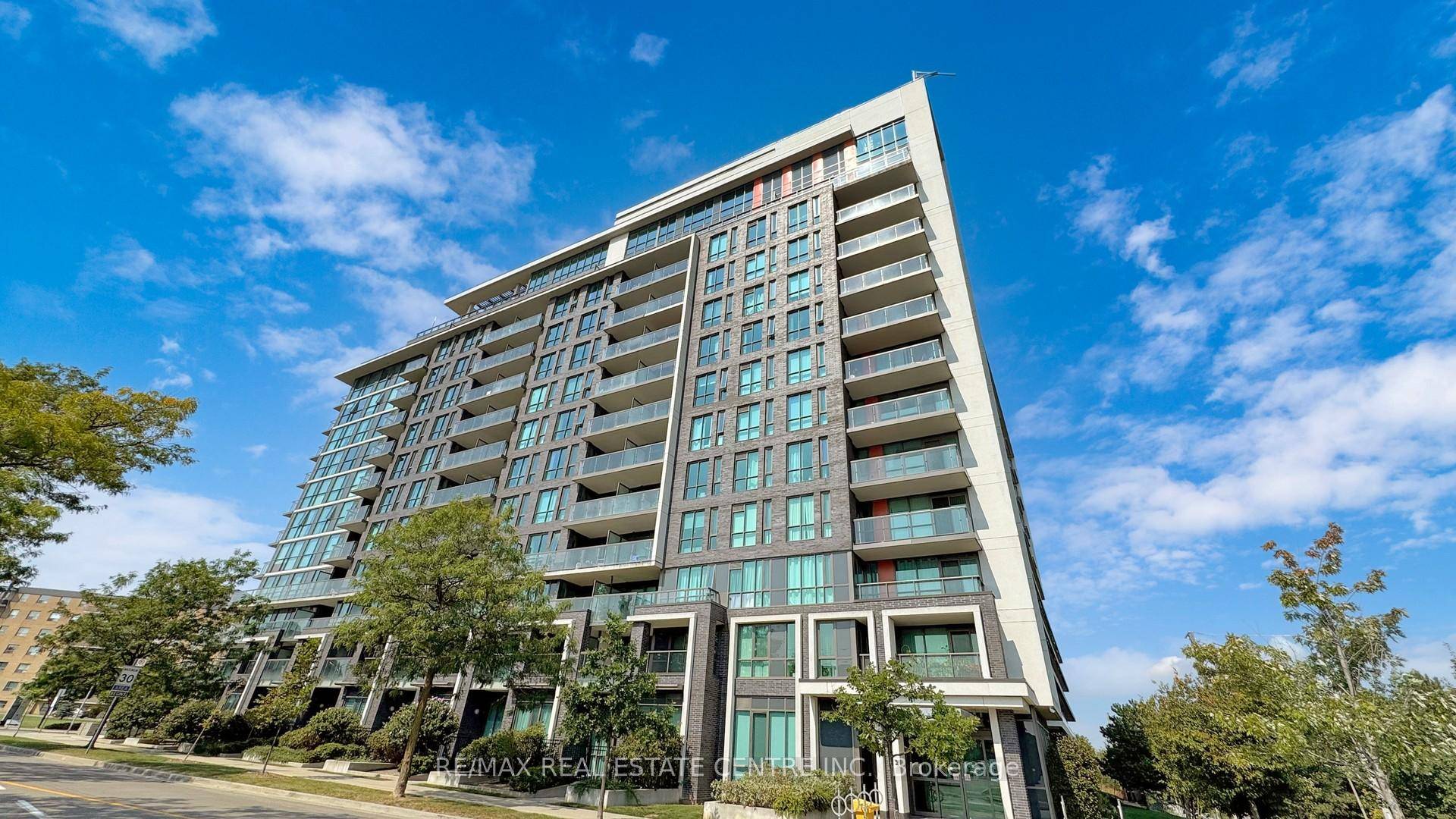 Gorgeous And Bright Corner Unit in the Highly Desirable West Humber Neighborhood.