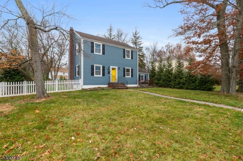 Don't miss this three bedroom gem located in the heart of Livingston !