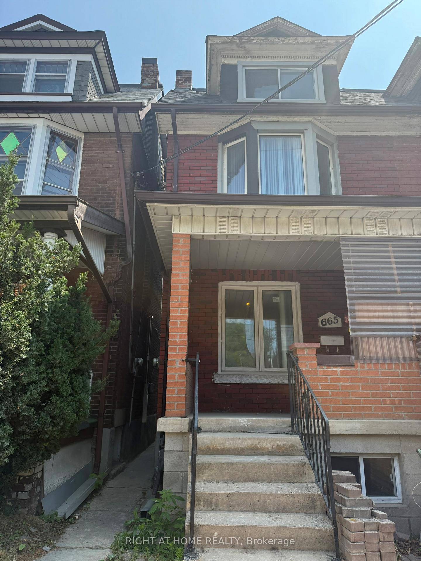 Charming century 3 storey semi detached home located just a short 4 minute walk from Ossington Subway Station and steps from the eclectic shops and restaurants along Bloor Street, Steps ...