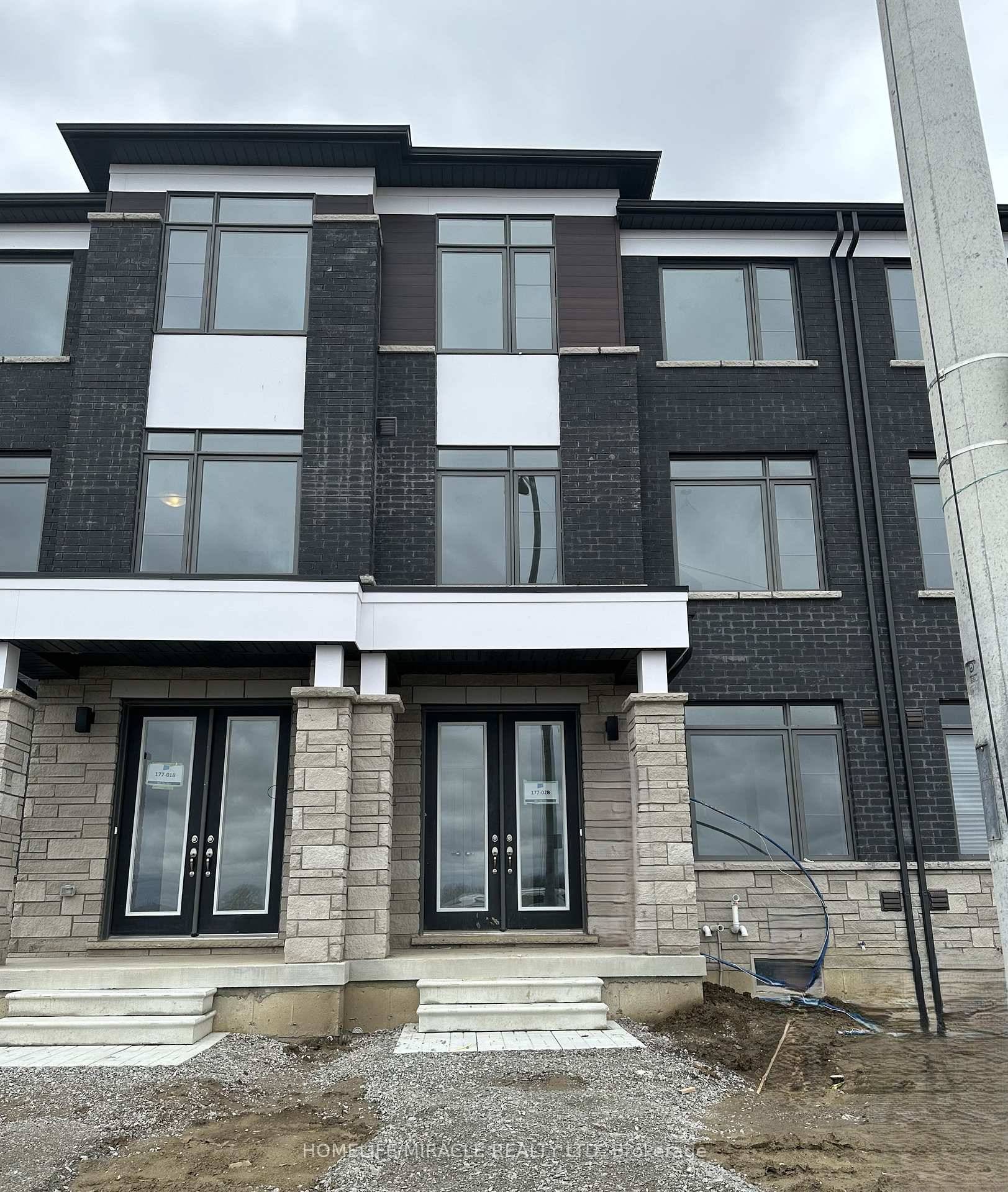 Welcome to this bright and spacious 1 year old townhouse, beautifully upgraded with Level 2 and Level 3 finishes, offering a total of 4 parking spots 2 in the garage ...