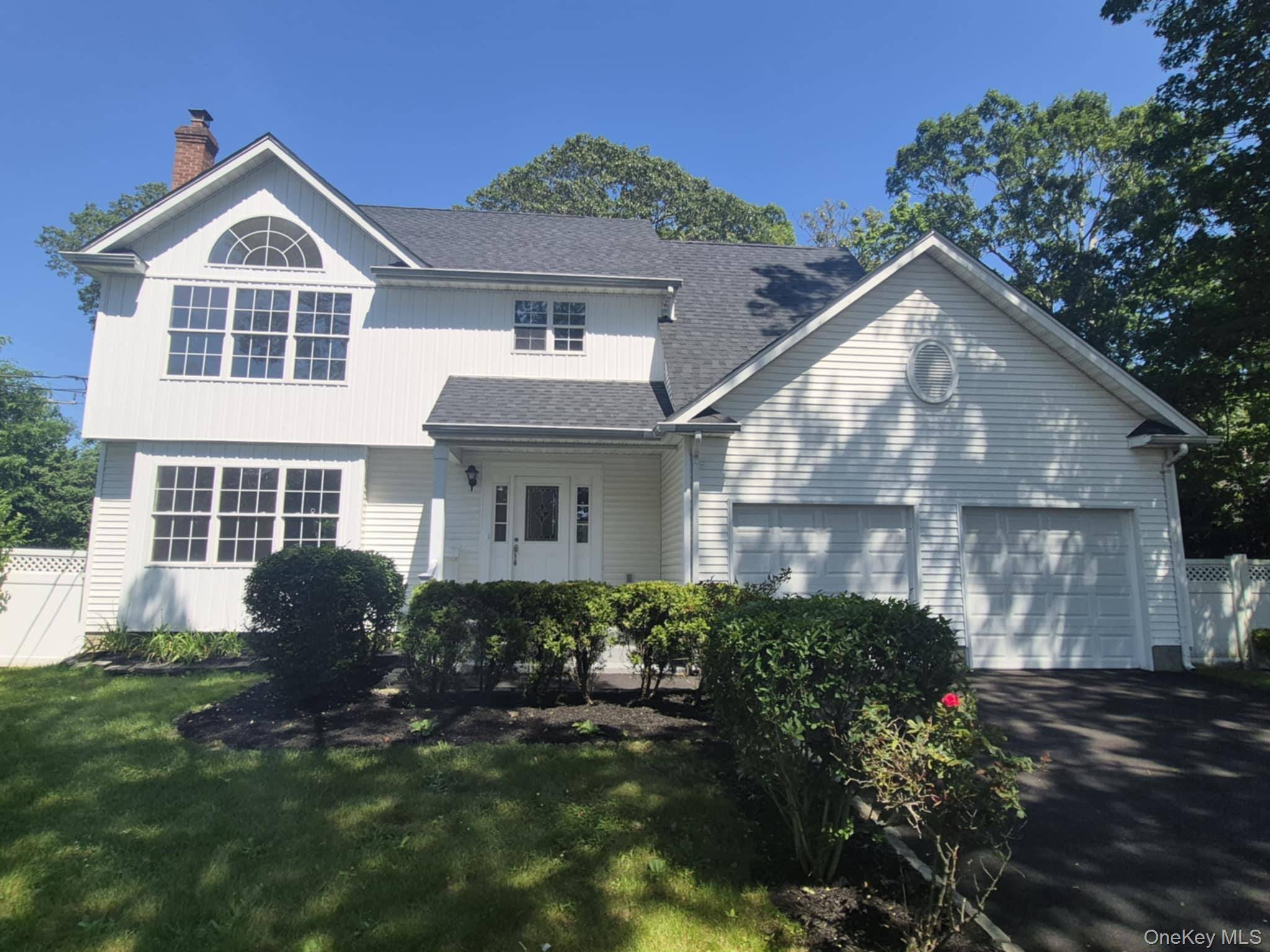 Newly Renovated Victorian with 1.