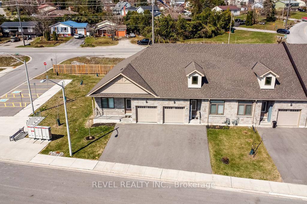 Welcome to 19 Leeane's Way a beautifully maintained newer bungalow townhome nestled in a peaceful and sought after Orillia community.